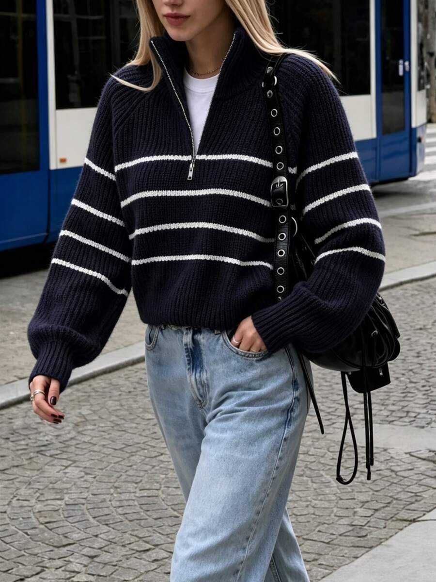 Pariaura Pull à manches raglan avec demi-zip et motif rayé