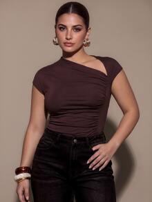 SHEIN BAE CURVE Plus Size Women's Asymmetrical Neckline Ruched Top - Brown - View 4