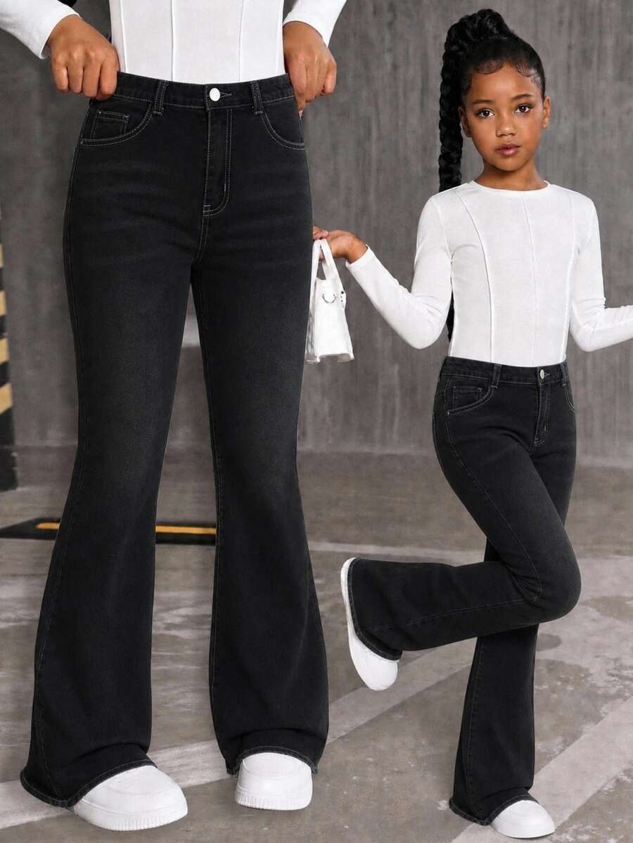 SHEIN TWEEN GIRLS 女孩牛仔褲 復古水洗色街頭時尚 水洗破洞工藝喇叭褲腿款 百搭時尚 新品到貨 彈性舒適 優質棉質牛仔面料 喇叭褲款 日常百搭 適合搭配 T-shirt、衛衣 日常出門、上學通勤、聚會 夏季牛仔街頭風 首選 夏季新品 - 黑色 - 查看 1