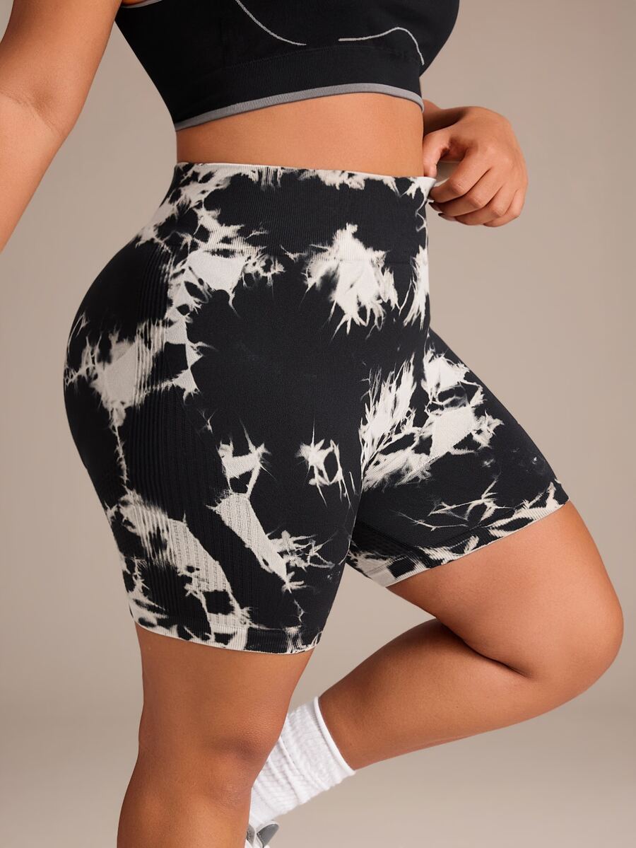 SHEIN Rhythm Era Women's Plus Size Tie-Dye Colorblock High Neck Sports Shorts - Black - View 1