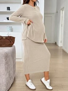 SHEIN 孕婦純色圓領長袖T恤與可調節腰圍裙子哺乳兩件套 - 杏色 - 查看 3