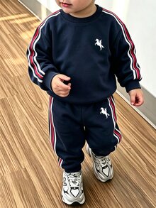 小男孩寬鬆運動休閒舒適長袖衛衣與長褲2件套，適合秋冬穿著 - 彩色 - 查看 4