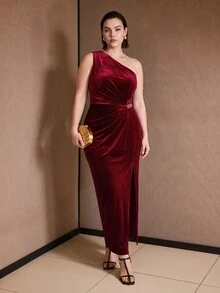 MOTF PREMIUM AUTUMN/WINTER PARTY VELVET ASYMMETRICAL SHOULDER CUTOUT METAL CHAIN DECOR LONG SLIT DRESS - Burgundy - View 4