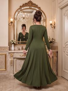 Roveilla Women Plus Size Elegant Knit Dress V-Neck Elastic Long Sleeve Solid Color Metal Button Cinched Waist Ruched Split Hem Dress - Army Green - View 2
