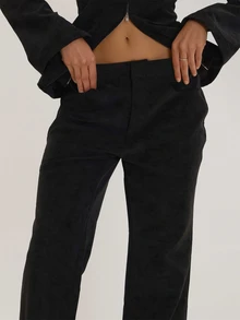MUSEYN Black PU Low Waisted Straight Leg Trouser Versatile Everyday Date Night Casual Fall Winter Elegant Halloween - Black - View 5
