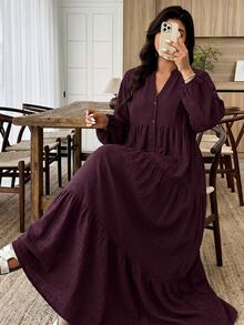 Weeklong Plus Size Solid Dark Grey Textured V-Neck Lantern Sleeve Tiered Maxi Dress, Versatile For Work & Casual Wear - Burgundy - View 3