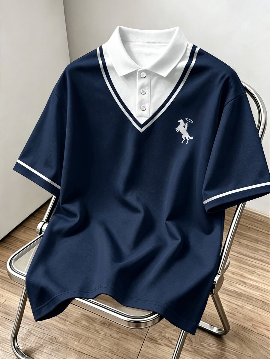 Daypath 男士圖案印花 Polo 衫,V 領短袖對比飾邊上衣,適合校園、休閒街頭風與日常外出 - 彩色 - 查看 1