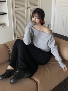 DAZY Solid Asymmetrical Neck Crop Sweater - Grey - View 5
