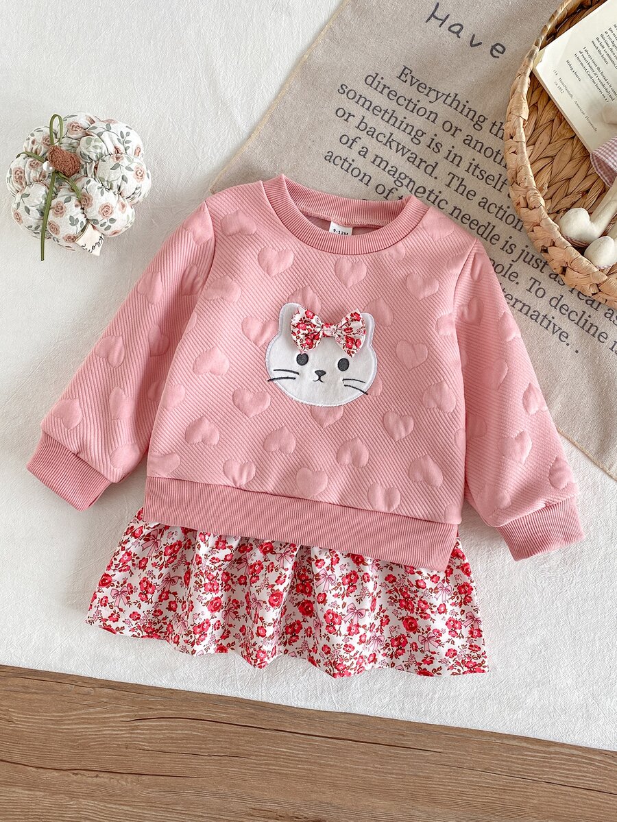 SHEIN 1pc Baby Girls Sweater Dress Cute Sweet Pink Heart Embossed Cat Bow Floral Ruffle Long Sleeve Round Neck Regular Party Fall Holiday A-Line - Pink - View 1