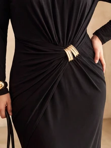 MOTF PREMIUM WOMEN'S PLUS SIZE ELASTIC KNIT STRUCTURED DESIGN LONG DRESS, AUTUMN/WINTER - Black - View 1