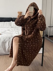 SHEIN Jubah Panjang Wanita Berkerudung Motif Polkadot Dua Sisi Bahan Fleece Musim Gugur/Dingin - Coklat - View 5