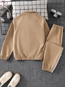 SHEIN 大童男孩對比側縫落肩袖拉鍊夾克與慢跑運動長褲套裝 - 彩色 - 查看 2