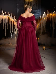 Glamrae Plus Size Elegant Luxurious Burgundy Mesh & Lace Patchwork Off-Shoulder Ruched Slimming Flowy A-Line Maxi Dress Suitable For Prom Wedding Events Bachelorette Party Fashion Evening Gala Bridesmaid Formal Evening Gown - Burgundy - View 2