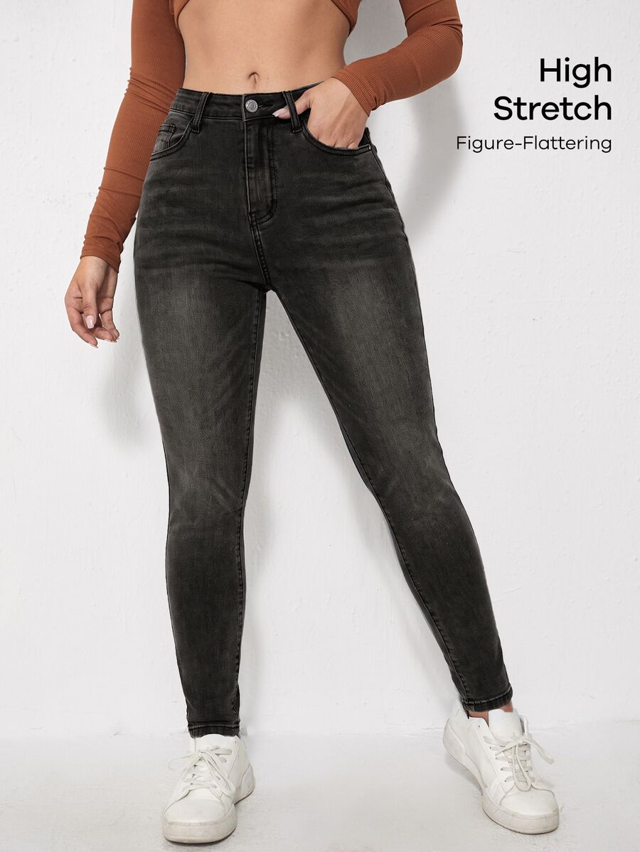 SHEIN Essnce 女款修身休閒百搭牛仔褲,附口袋 - 黑色 - 查看 1