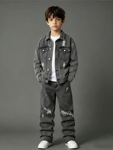 SHEIN Cool Cool Boy 時尚破洞噴染水洗牛仔夾克與修身舒適牛仔褲 2 件套，街頭復古百搭通勤休閒日常男童套裝，四季適用，撕裂破壞風 - 淺灰色 - 查看 1