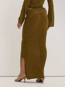 MUSEYN Green Knit Folded Waisted Button Maxi Skirt Versatile Everyday Casual Date Night Fall - Green - View 4