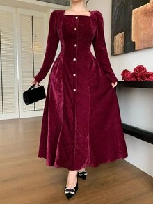 DAZY Đầm nữ phong cách Pháp tay dài xếp ly eo cài cúc - Màu Đỏ Sâu - Xem 8