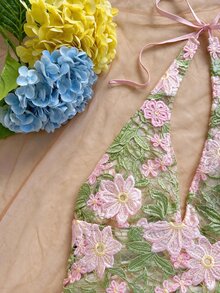 Soleia 新款性感浪漫花卉刺繡V領露背綁帶背心，適合約會、夜店、波希米亞風、度假、秋季女裝、復古、節日 - 粉色 - 查看 6