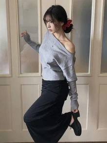 DAZY Solid Asymmetrical Neck Crop Sweater - Grey - View 3