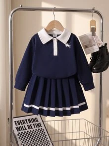 SHEIN Elladie kids 女童2件套，對比色翻領騎士刺繡長袖 Polo 上衣配白色飾邊高腰百褶裙，柔軟面料，可愛校園風春夏秋季兒童套裝 - 寶藍色 - 查看 3