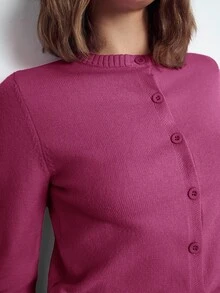 Maija 女款優雅純色圓領鈕扣長袖休閒針織上衣，百搭實用，適合日常穿著與商務休閒場合，季節性針織衫 - 紫色 - 查看 7