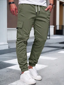 Manfinity CasualCool 男士成熟休閒黑色多口袋工裝束口休閒褲 - 軍綠色 - 查看 4