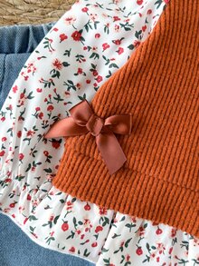 SHEIN 2pcs Baby Girl Light Brown Long Sleeve Floral Fabric Patchwork Fuzzy Knit Ribbed 2 In 1 Round Neck 3D Bow Ruffle Hem Top + Elastic Waist Washed Blue Denim Jeans Flared Pants Casual Retro Fashion Outfit Set, Suitable For Autumn/Winter Daily Wear And Versatile Styling - Multicolor - View 8