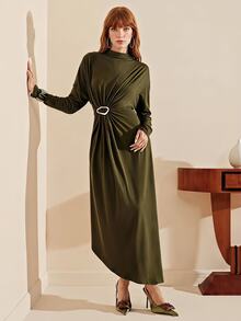 Arave Gaun Lengan Panjang Wanita Elegan Desain Minimalis dengan Hiasan Gesper Logam dan Lipatan di Pinggang, Lapisan Dasar Serbaguna untuk Perjalanan Sehari-hari - Olive Green - View 8