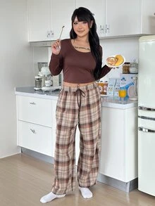 ZzzCrew Plus Size Brown Round Neck Long Sleeve Top & Cotton Blend Comfortable Plaid Pajama Pants Home Wear 2pcs Set - Brown - View 5