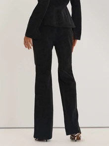 MUSEYN Black PU Low Waisted Straight Leg Trouser Versatile Everyday Date Night Casual Fall Winter Elegant Halloween - Black - View 4