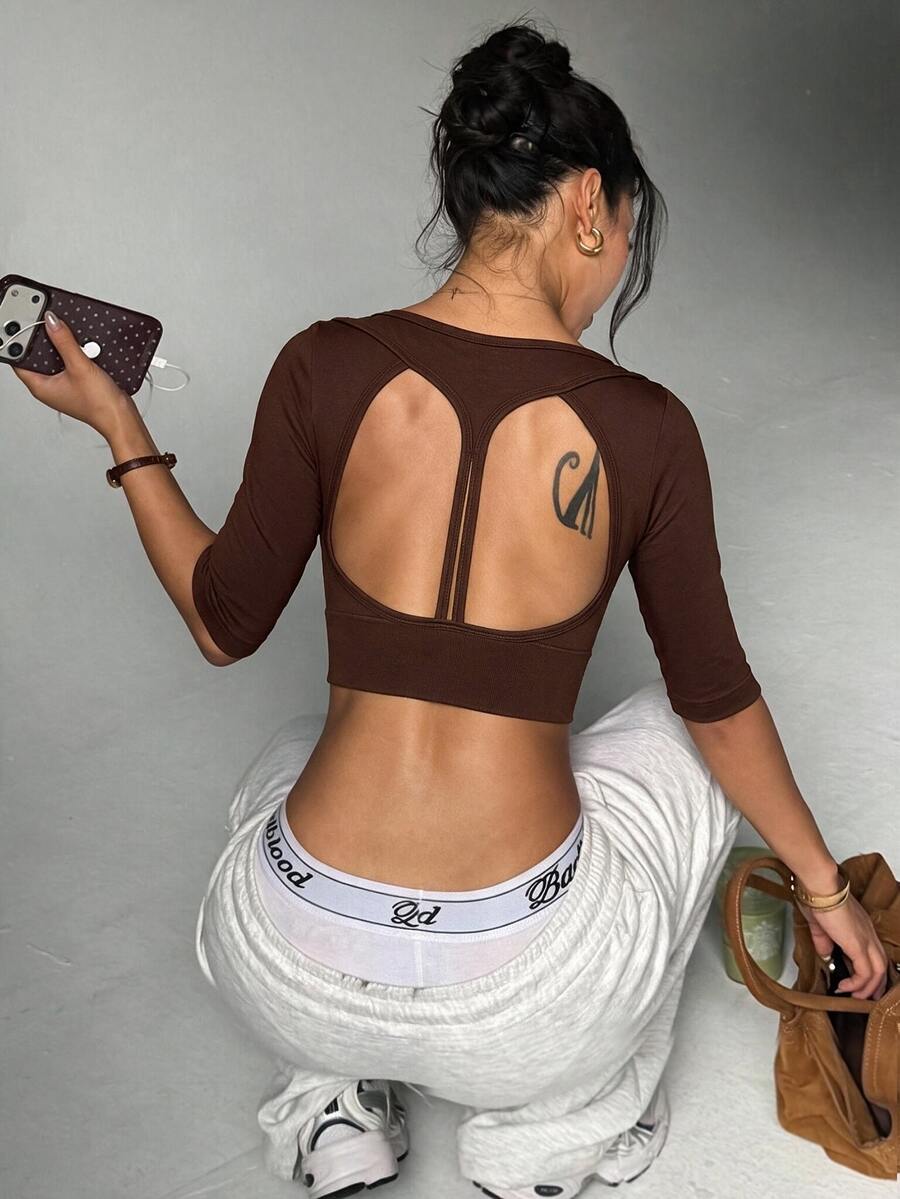 Slayform Women's Minimalist Cropped Sports T-Shirt For Yoga And Fitness - Brown - View 1