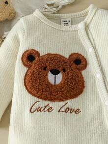 SHEIN 1pc Newborn Baby Footed Romper Cute Sweet Beige Cream Bear Applique Ribbed Long Sleeve Round Neck Regular Birthday Fall Winter Embroidery - Khaki - View 3