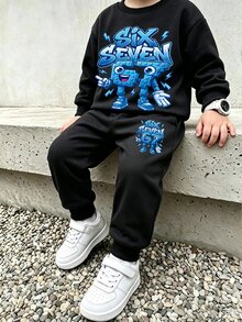 Genkimix Kids 2件組小男孩休閒運動學院風街頭酷感翅膀圖案衛衣+長褲套裝，適合日常穿著、上學、旅行、運動，春秋季節穿著，增加穿搭多樣性，整體設計簡約優雅，男孩穿著此衛衣套裝舒適且展現休閒時尚形象 - 黑色 - 查看 1