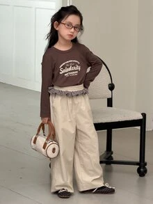 Dazy Kids 少女字母印花長袖T恤與拼接格紋荷葉邊長褲休閒套裝 - 卡其色 - 查看 6