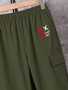 SHEIN 兒童青少年男孩休閒運動軍綠色工裝冬褲，紅黑印花貼袋鬆顯抽繩夏季款，適合上學、日常、旅行 - 軍綠色 - 查看 5