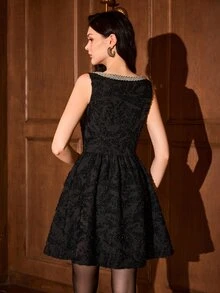 MOTF PREMIUM AUTUMN/WINTER WOMEN'S SHINY TEXTURED DEEP U-NECK SHORT DRESS - Black - View 7