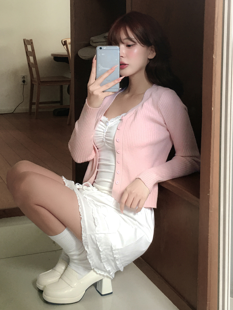 Solid Color Slim Fit Short Long Sleeve V-Neck Casual Vacation Korean Style Girl Autumn Winter Knit Cardigan Women