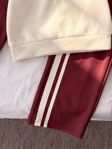SHEIN 2件組幼女運動休閒套裝，甜美酒紅配奶油色，蝴蝶結側條紋，長袖半拉鍊，標準版，適合學校、假期、秋季、聖誕節 - 紅色 - 查看 5