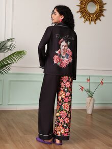 Chillnights Frida Kahlo X SHEIN طقم بيجامة نسائي أنيق ورومانسي بطباعة ألوان متباينة وأزرار أمامية - متعدد الألوان - مشاهدة 5