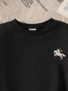 SHEIN Elladie kids 女童 2 件組春夏/秋冬套裝，長袖水手領衛衣 + 百褶裙套裝，馬刺繡，學院風，學校 7 歲生日制服 - 卡其色 - 查看 9