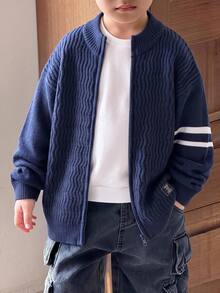 SHEIN 兒童青少年男孩休閒復古學院風海軍藍針織開襟毛衣，適合秋季、學校、家庭聚會、度假、派對，秋季穿搭、冬季穿搭，男孩兒童服飾 - 藏蓝色 - 查看 2
