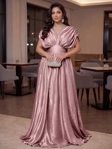 SHEIN Lady CURVE 大尺碼女款純色收腰短袖亮面派對洋裝 - 藕粉色 - 查看 1