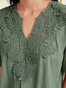 SHEIN LUNE CURVE Plus Size Women's Lace Collar Design Shirt, Fashionable Minimalist Casual Elegant Lazy Vacation Women's Clothing - Army Green - View 4