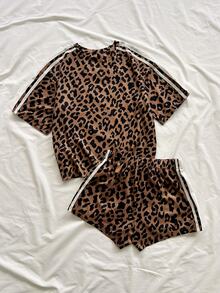 Soleia Women's Round Neck Short Sleeve Leopard Print Top And Shorts 2 Pieces Set - Multicolor - View 2
