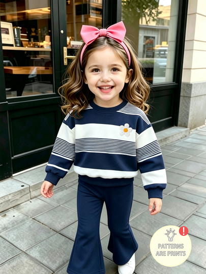 Conjunto de sudadera y pantalones acampanados a rayas azul marino & crema para bebé niña, diseño clásico de rayas en contraste, cuello redondo, hombros caídos, ajuste holgado, pantalones largos micro-acampanados azul marino profundo con cintura elástica, fácil de poner y quitar, adecuado para salidas diarias y uso casual, estilo minimalista coreano INS, lindo y alegre, conjunto versátil de 2 piezas para primavera, otoño, invierno, Halloween, Navidad