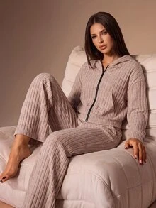 Lazeform Ultra Soft Ribbed Zipper Pocket Women's Pajama Set Hooded Casual Loungewear - Coral Pink - View 4