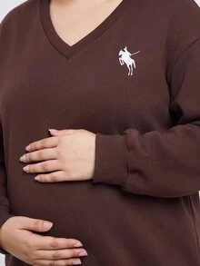 Plussiva Plus Size Maternity Knight Print Long Sleeve Sweatshirt And Sweatpants Casual 2 Pieces Set - Brown - View 6