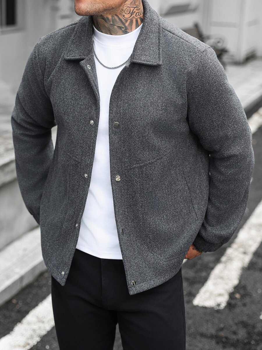 Manfinity CasualCool معطف رجالي بلون موحد بتصميم كاجوال مع جيوب، مناسب للارتداء اليومي والتنقل، كما أنه هدية مثالية للصديق والزوج - رمادي - مشاهدة 1
