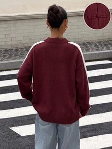 Muchica 女款休閒舒適酒紅與白色拼接織帶新中式盤扣開襟外套 中式立領秋冬長袖針織衫 - 紅色 - 查看 2