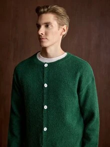Manfinity CityGents 男士綠色調開襟羊毛衫，秋冬返校季鈕扣前襟長袖上衣，休閒畢業款素色落肩粗針編織都市風開襟衫 - 綠色 - 查看 7